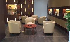 高珀富斯手表表把头怎么拔出