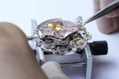 高珀富斯表盘有划痕解决方法（专业修复技巧与日常保养建议）